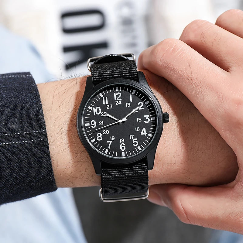 Reloj de campaña de la Fuerza Aérea con correa de tela, pantalla de 24 horas, movimiento de cuarzo japonés, esfera de 42 mm