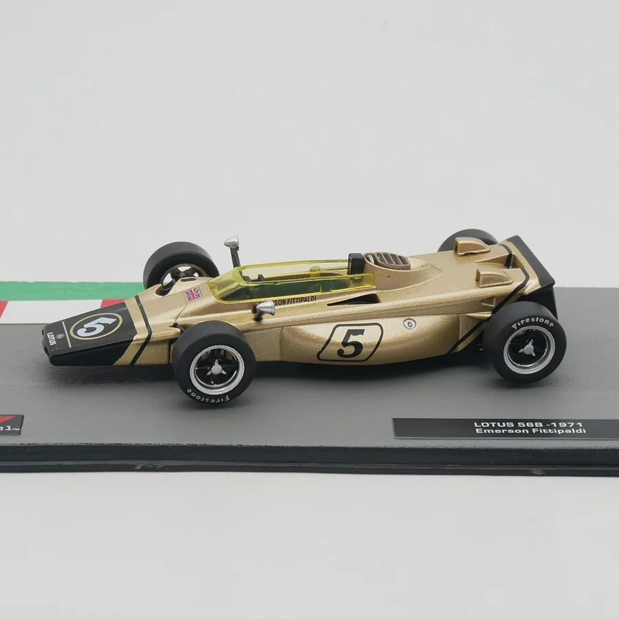 Ixo 1:43 Racing Lotus 56B 1971 Emerson Fittipaldi Diecast Car Model Metal Toy Vehicle