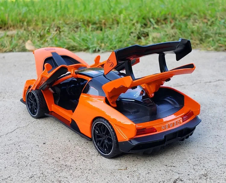 1/32 McLaren Senna Alloy Sports Car Model Diecasts Metal Toy Vehicles Car Model Simulation Sound Light Collection Toy Gift