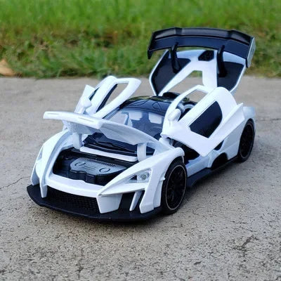 1/32 McLaren Senna Alloy Sports Car Model Diecasts Metal Toy Vehicles Car Model Simulation Sound Light Collection Toy Gift